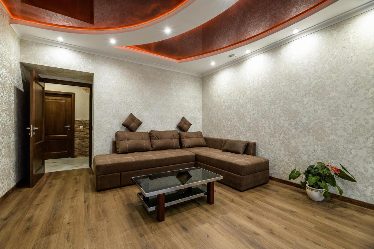 Kyivska Apartments Lviv Extérieur photo